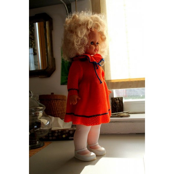 bambola-che-cammina-da-sola-e-parla-473cjr-1.jpg bambola che cammina da sola e parla - immagine 1